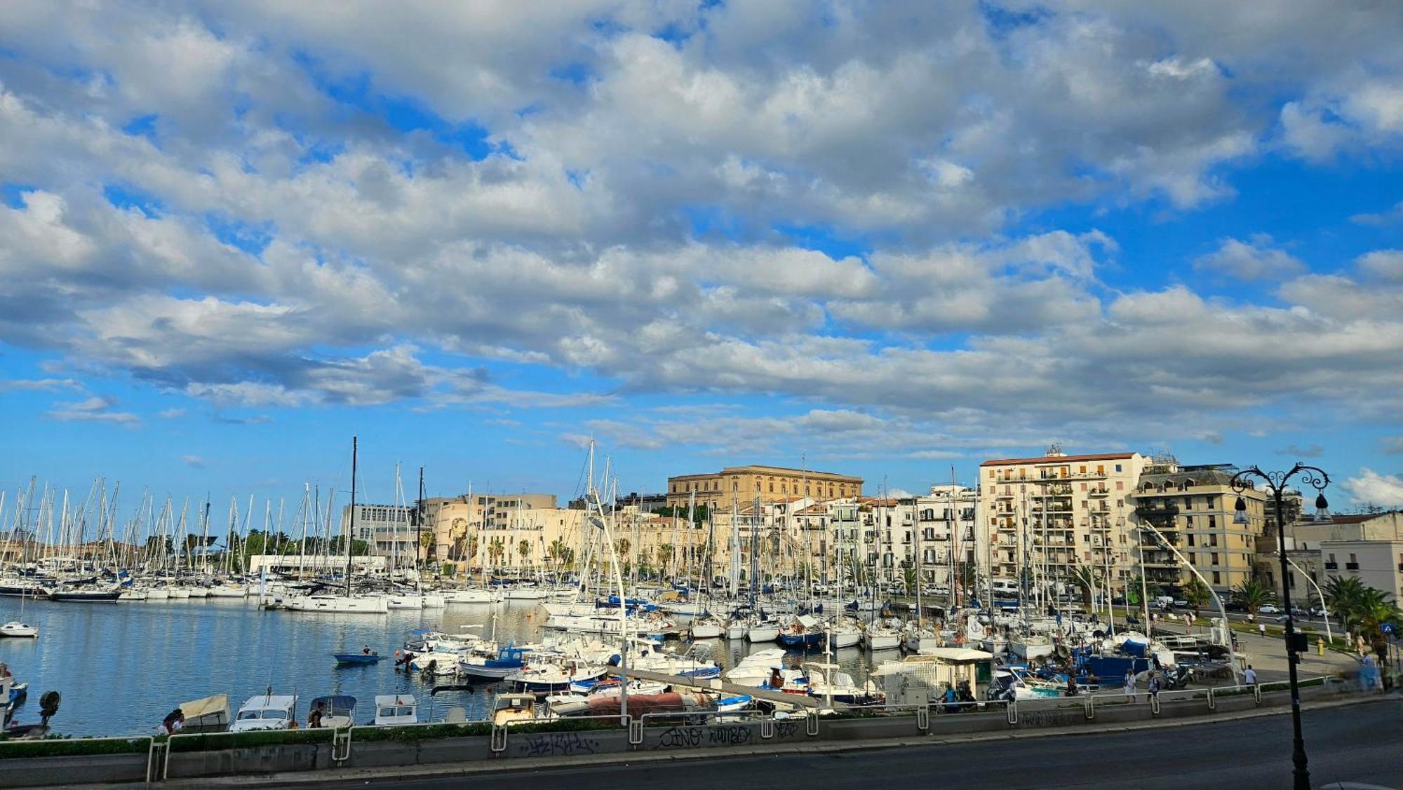 Live Ci'cala Apartment *